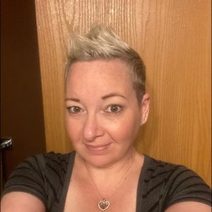 Meet your Posher, Gena